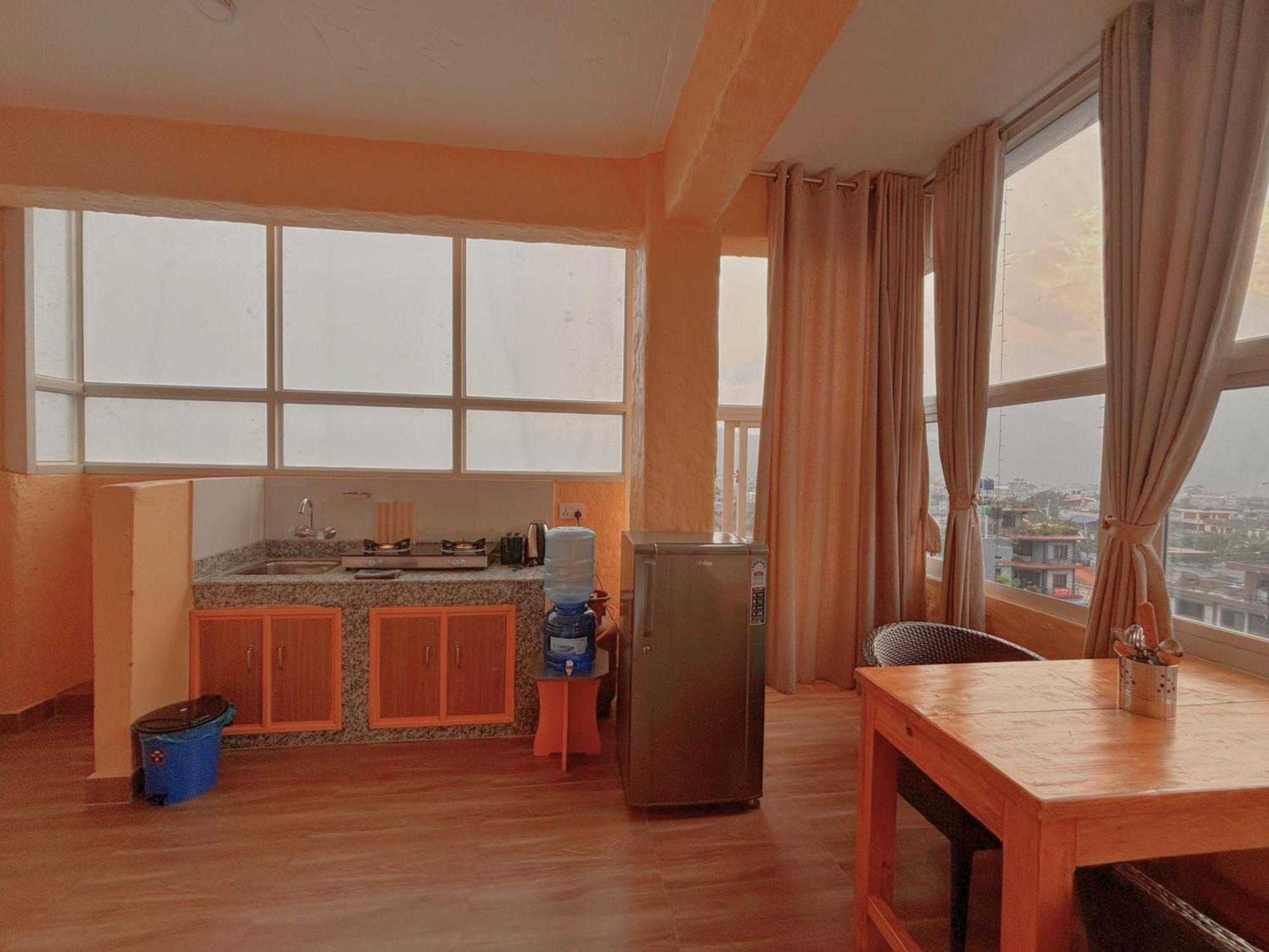 Nishan Apartments -Lakeside Pokhara Extérieur photo