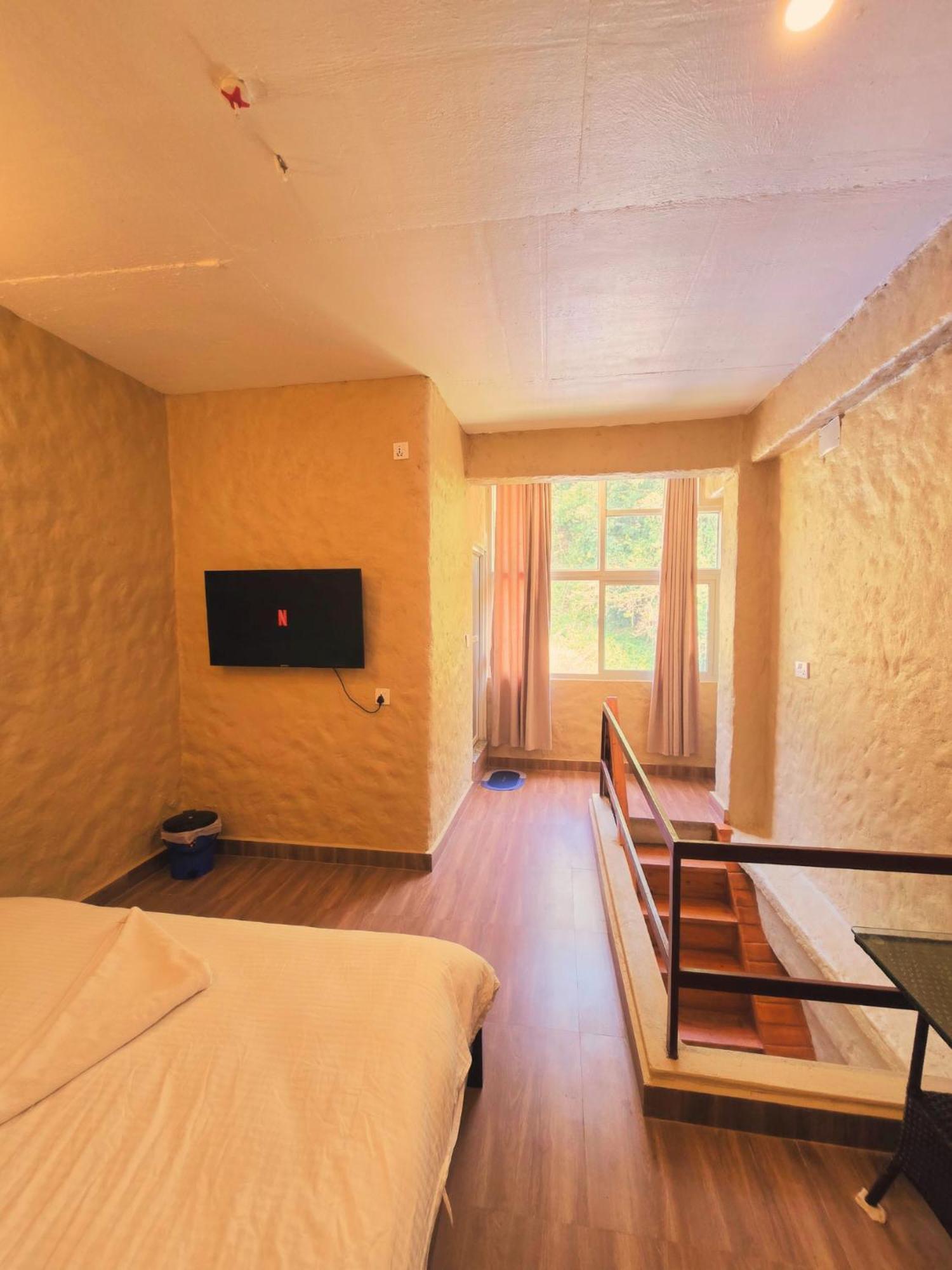 Nishan Apartments -Lakeside Pokhara Extérieur photo